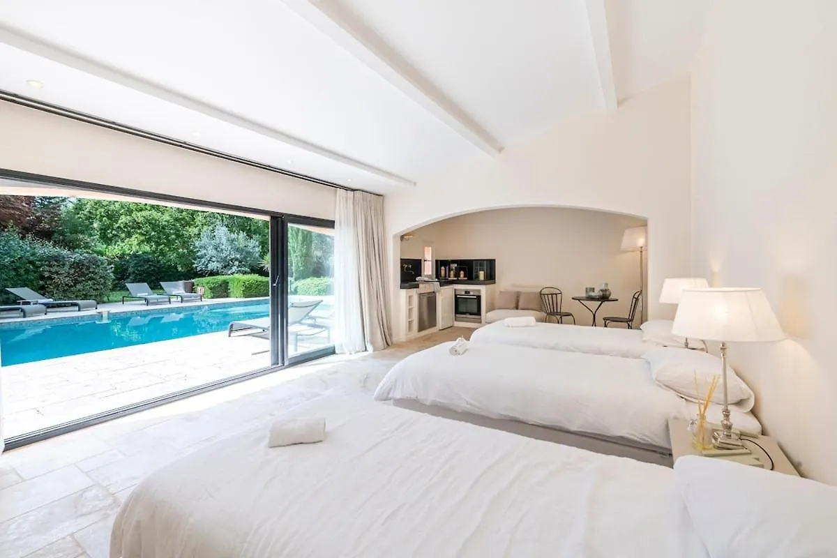 Luxury Villa Near Fayence Saint-Paul-en-Foret 0*,
