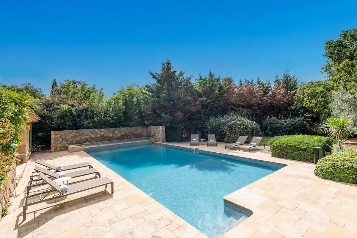 Luxury Villa Near Fayence Saint-Paul-en-Foret 0*,